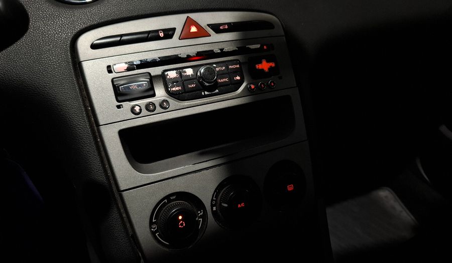 Peugeot 308 1.6 ACTIVE Hatchback 2014