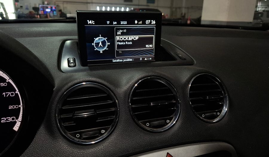 Peugeot 308 1.6 ACTIVE Hatchback 2014