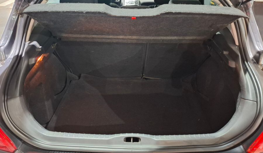 Peugeot 308 1.6 ACTIVE Hatchback 2014