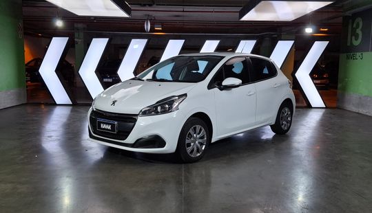 Peugeot • 208