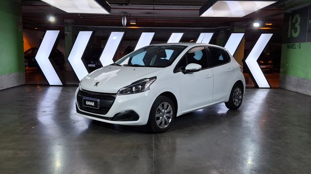 Peugeot • 208