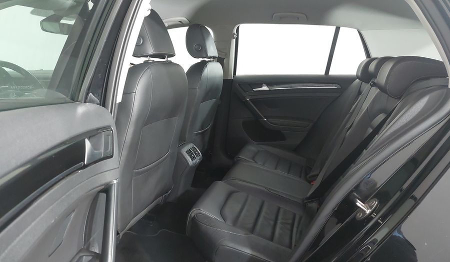 Volkswagen Golf TSI HIGHLINE TOTAL Hatchback 2017