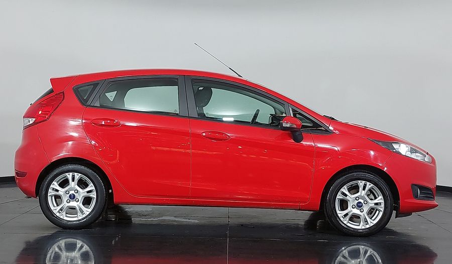 Ford Fiesta SEL HATCH Hatchback 2017