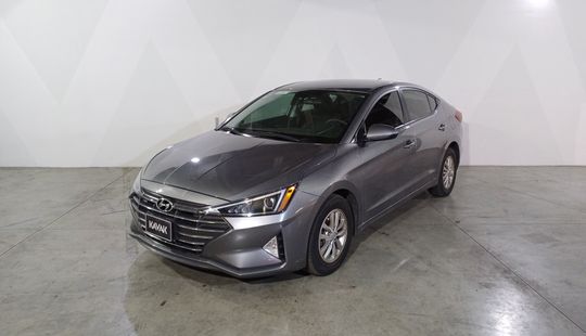 Hyundai • Elantra