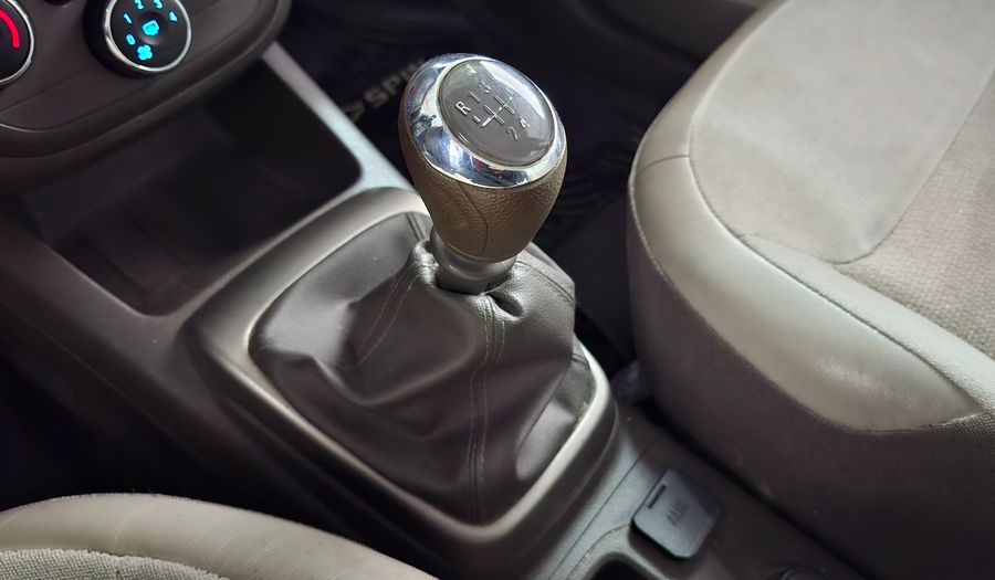 Chevrolet Spin 1.8 LTZ 5S Hatchback 2013