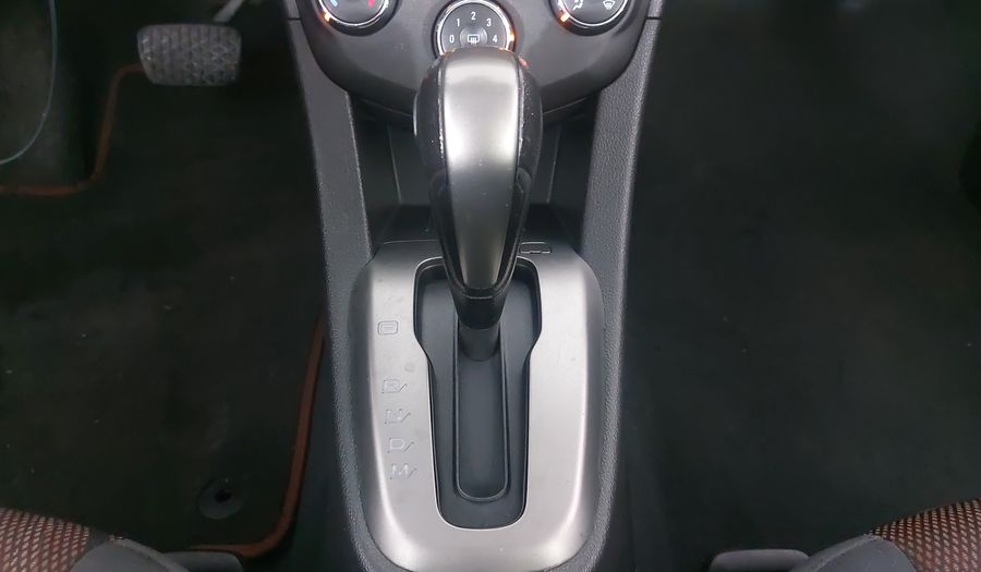 Chevrolet Sonic 1.6 AT K LT Hatchback 2016