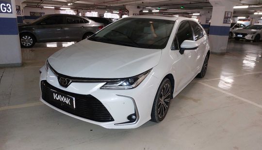 Toyota • Corolla