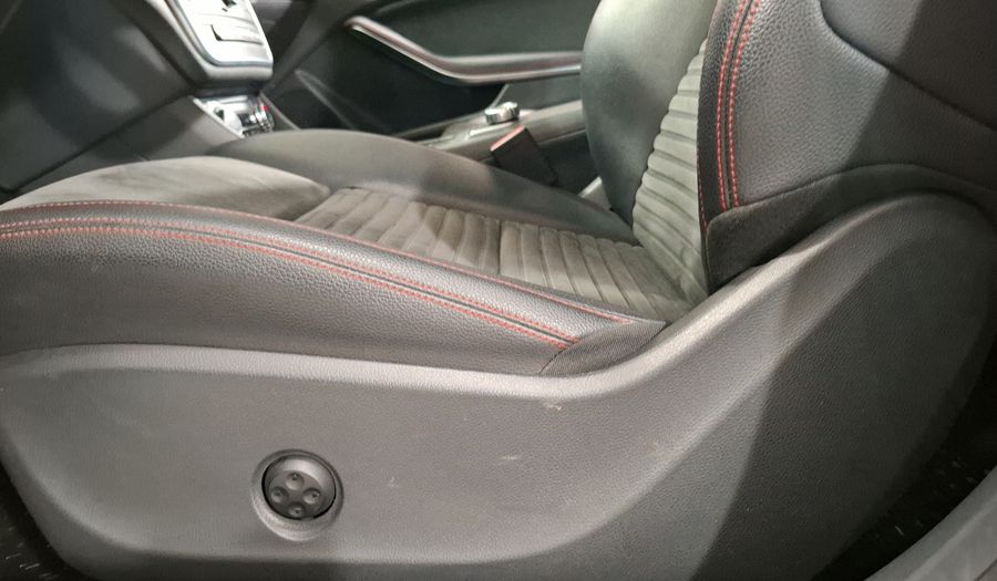 Mercedes Benz Clase Cla 2.0 CLA 250 CGI SPORT S/TECHO PAN AT Coupe 2016