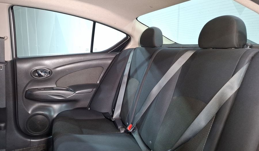 Nissan Versa 1.6 ADVANCE TM AC Sedan 2012