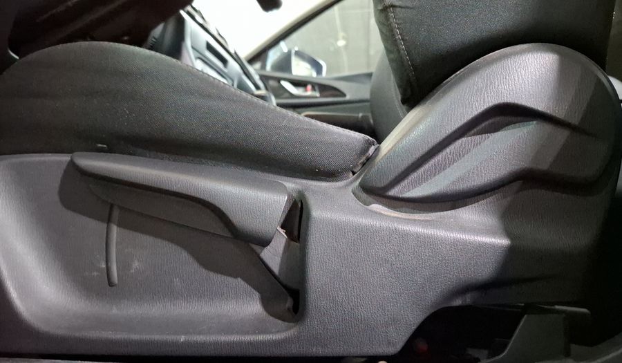Mazda 3 2.0 SEDAN I TOURING TA Sedan 2016