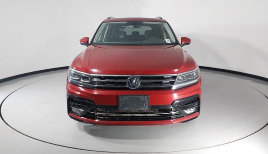 Volkswagen • Tiguan
