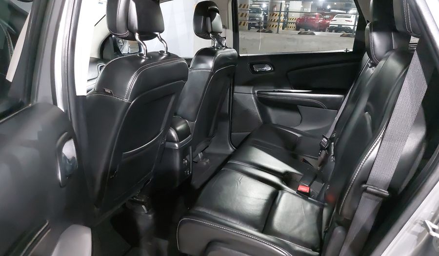 Dodge Journey 2.4 SXT+ 5 PASAJEROS Suv 2015