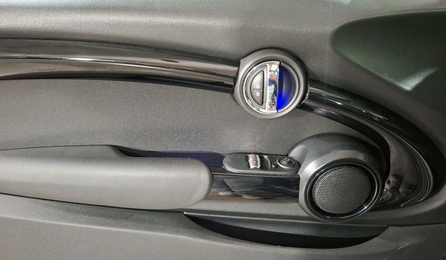 Mini Cooper 1.5 COOPER CHILI AT Hatchback 2017