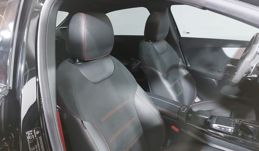 Mercedes Benz Clase A 2.0 MERCEDES-AMG 35 DCT 4MATIC Sedan 2023