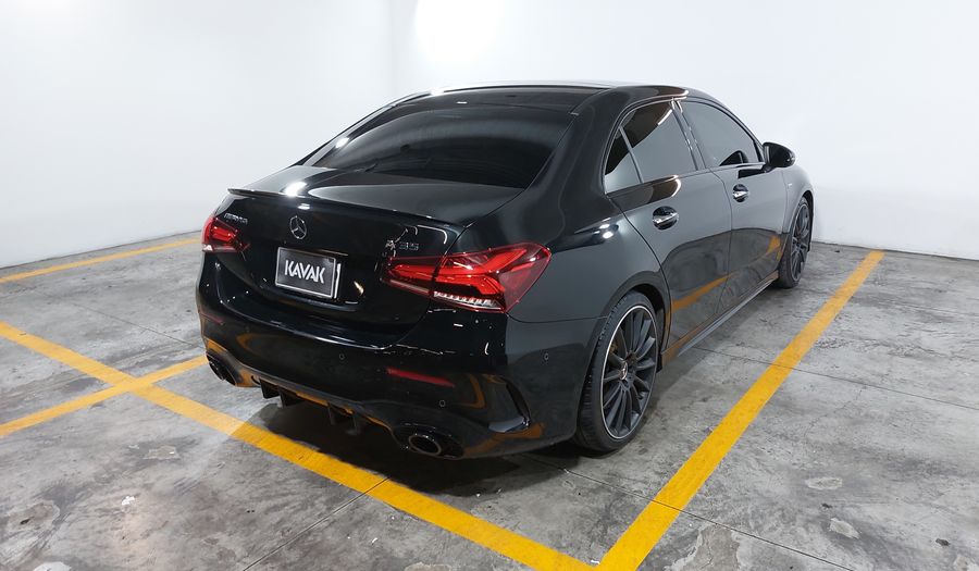 Mercedes Benz Clase A 2.0 MERCEDES-AMG 35 DCT 4MATIC Sedan 2023