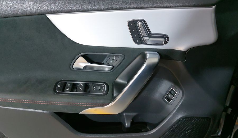 Mercedes Benz Clase A 2.0 MERCEDES-AMG 35 DCT 4MATIC Sedan 2023