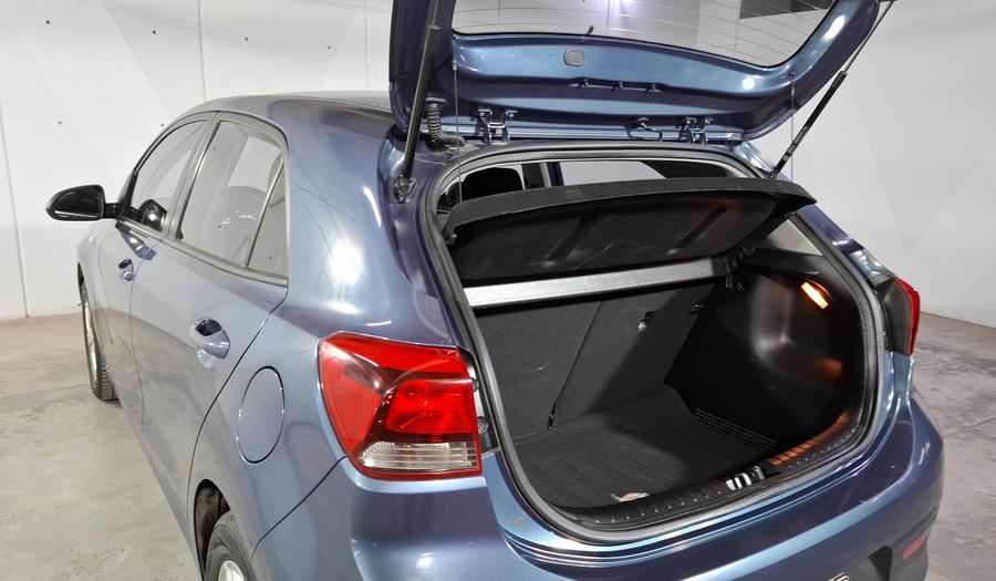 Kia Rio 1.6 LX Hatchback 2020