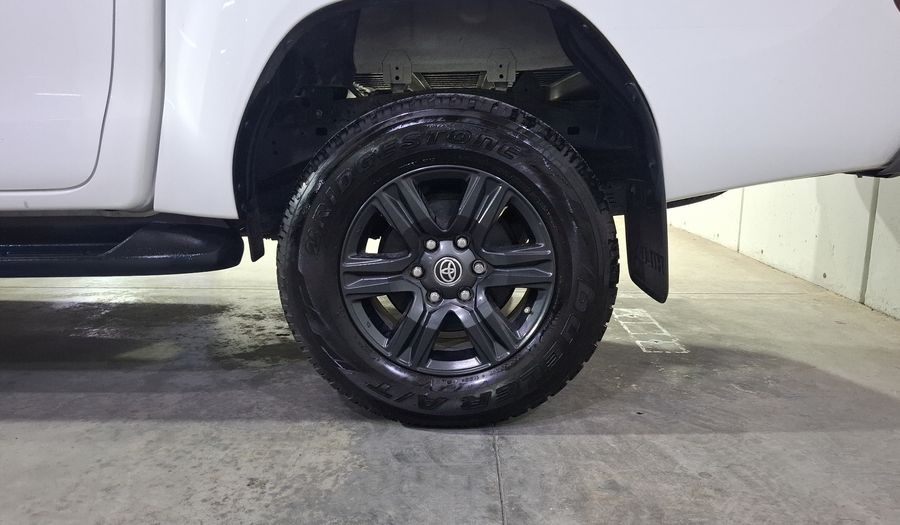 Toyota Hilux 2.7 SR DOBLE CABINA Pickup 2024