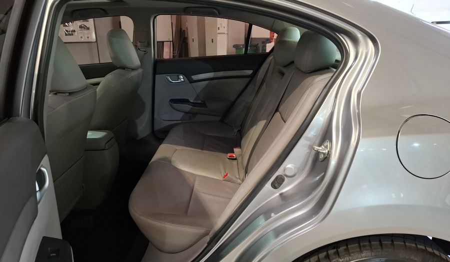Honda Civic 1.8 I-VTEC EXS AUTO Sedan 2013