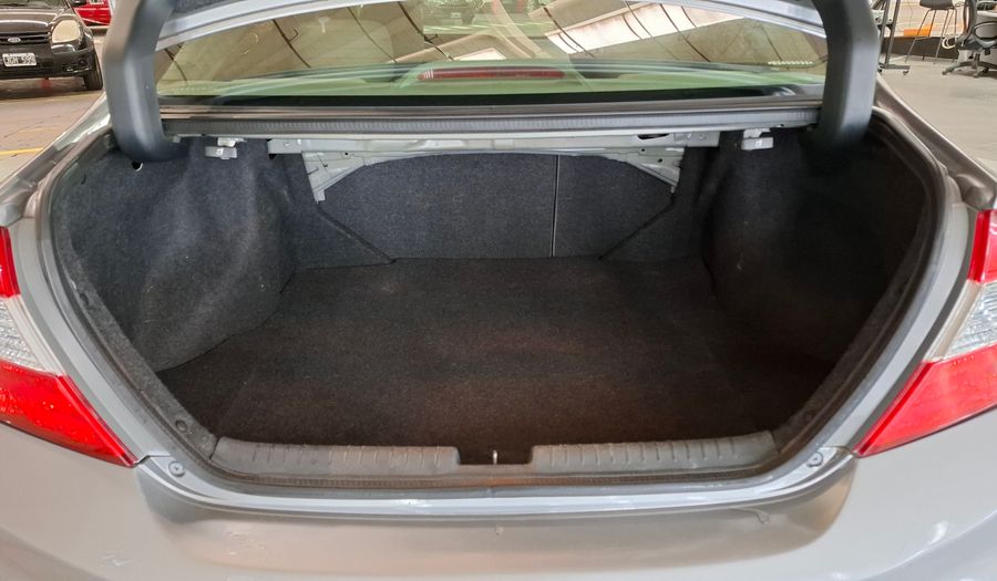 Honda Civic 1.8 I-VTEC EXS AUTO Sedan 2013