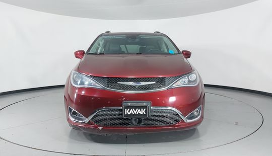 Chrysler • Pacifica