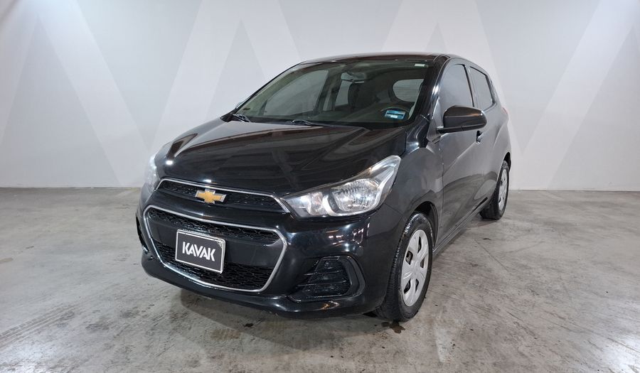 Chevrolet Spark 1.4 LT B MT Hatchback 2017