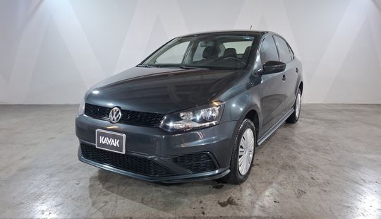 Volkswagen • Vento