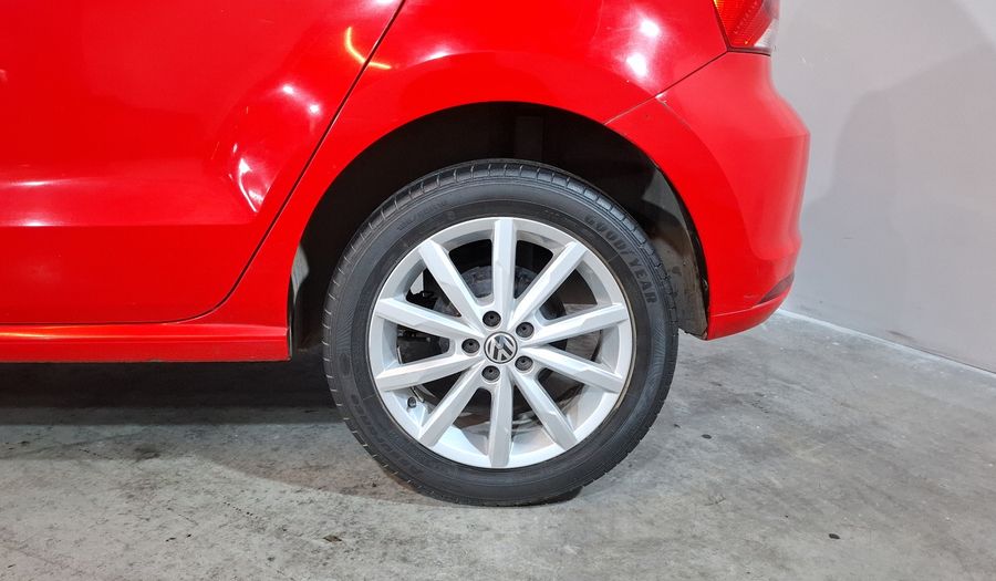 Volkswagen Polo 1.6 COMFORTLINE PLUS Hatchback 2020