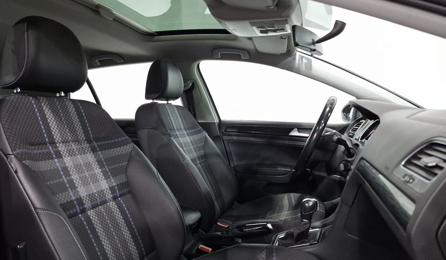 Volkswagen Golf 1.4 STYLE DSG Hatchback 2017
