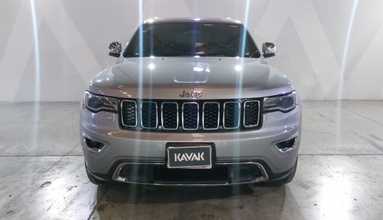 Jeep • Grand Cherokee