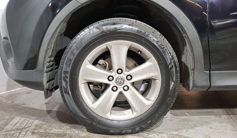 Toyota Rav4 2.5 XLE AWD AT Suv 2015