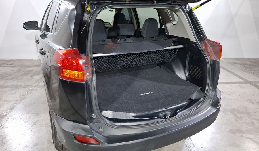 Toyota Rav4 2.5 XLE AWD AT Suv 2015