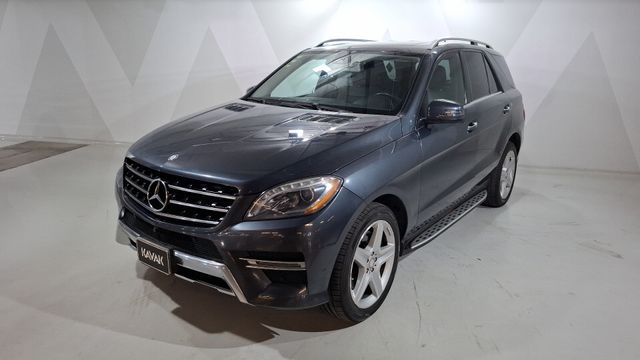 Mercedes Benz • Clase M