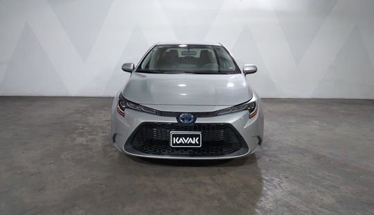Toyota • Corolla