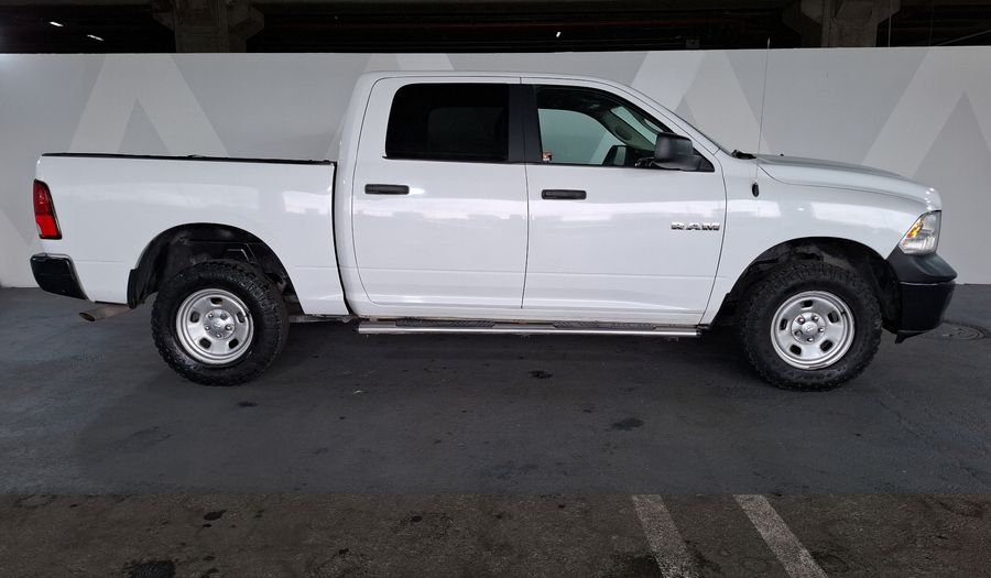 Ram 1500 3.6 CREW CAB SLT TRABAJO 4X4 V6 8 AUTO Pickup 2018