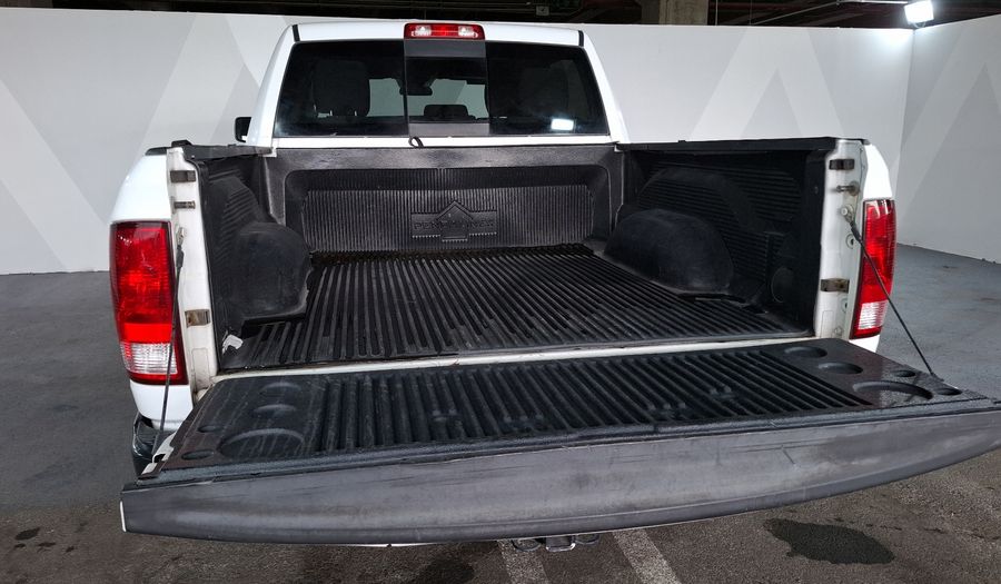 Ram 1500 3.6 CREW CAB SLT TRABAJO 4X4 V6 8 AUTO Pickup 2018