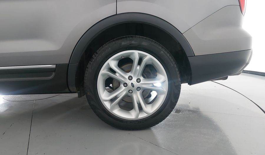 Ford Explorer 3.5 LIMITED V6 4X2 AT Suv 2012
