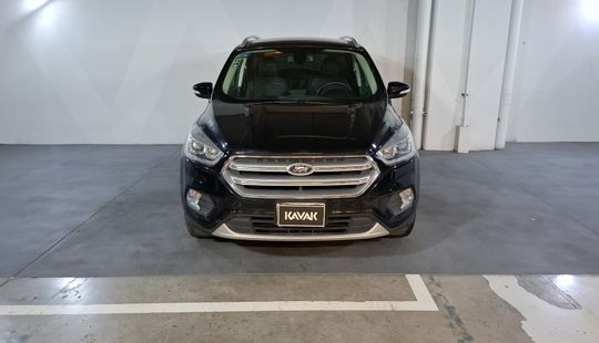 Ford • Escape
