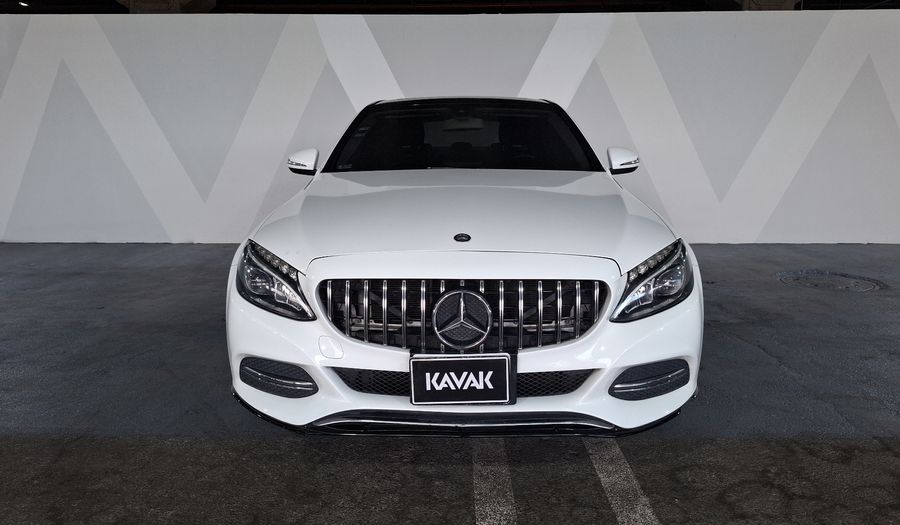 Mercedes Benz Clase C 2.0 200 CGI EXCLUSIVE AT Sedan 2016