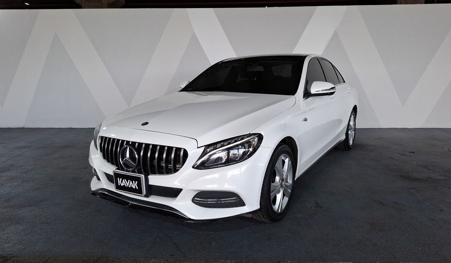 Mercedes Benz Clase C 2.0 200 CGI EXCLUSIVE AT Sedan 2016