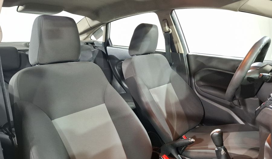 Ford Fiesta 1.6 S MT Sedan 2015