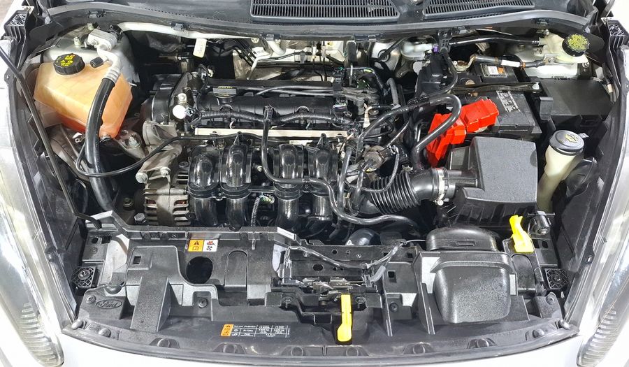 Ford Fiesta 1.6 S MT Sedan 2015