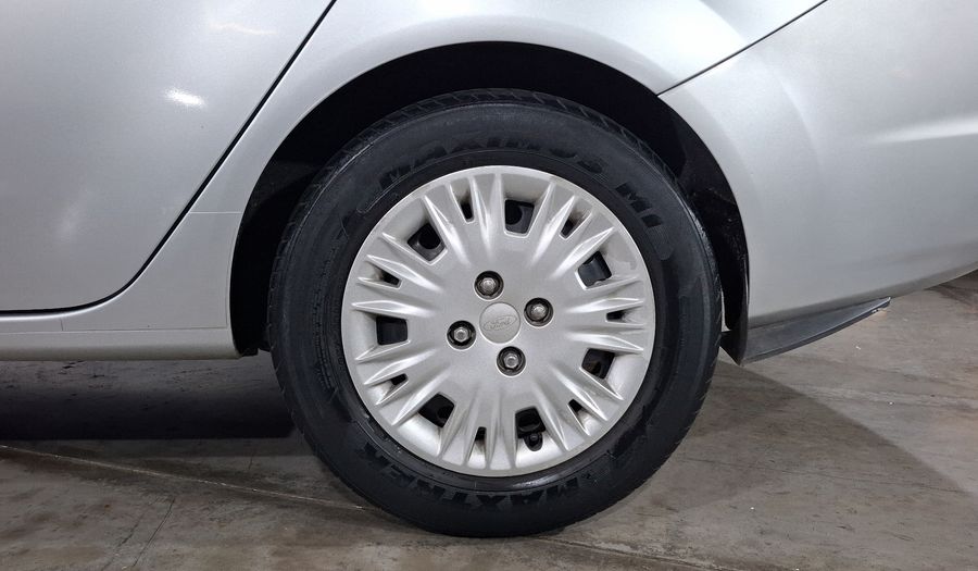 Ford Fiesta 1.6 S MT Sedan 2015