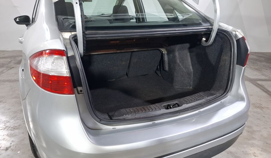 Ford Fiesta 1.6 S MT Sedan 2015