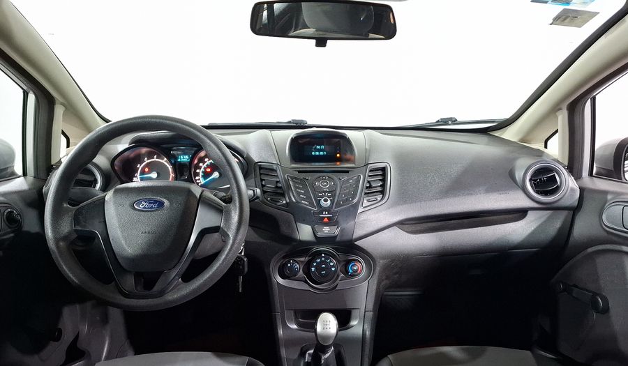 Ford Fiesta 1.6 S MT Sedan 2015