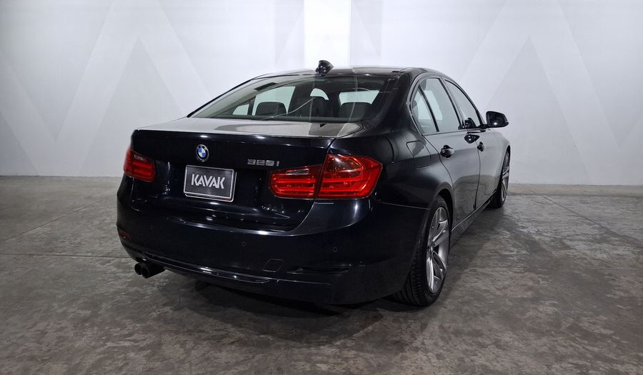 Bmw Serie 3 2.0 328IA SPORT LINE Sedan 2014