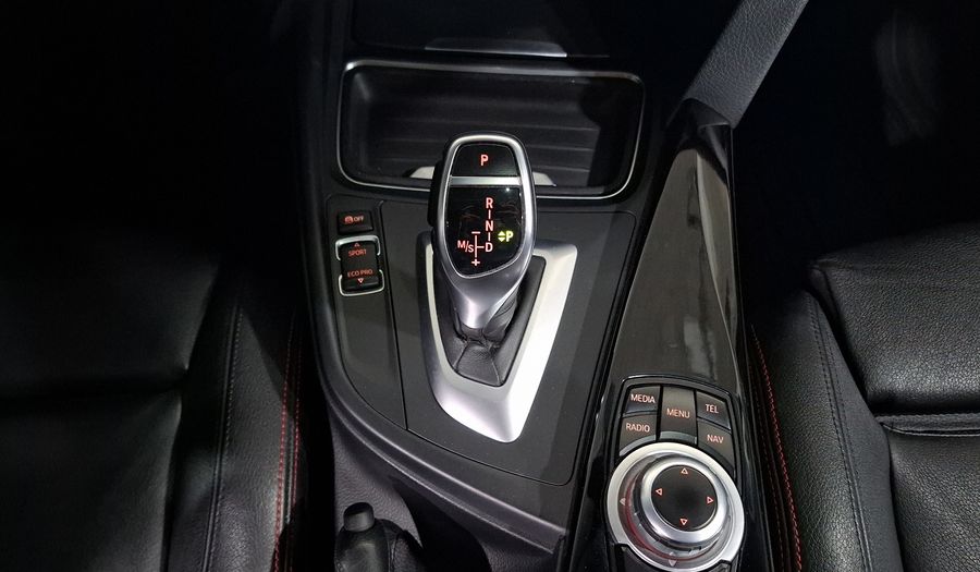 Bmw Serie 3 2.0 328IA SPORT LINE Sedan 2014