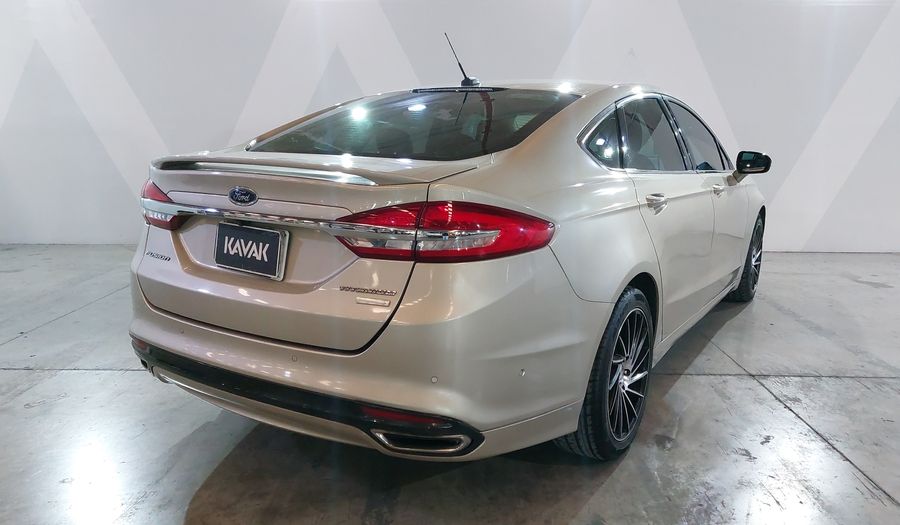 Ford Fusion 2.0 GTDI TITANIUM PLUS AT Sedan 2017