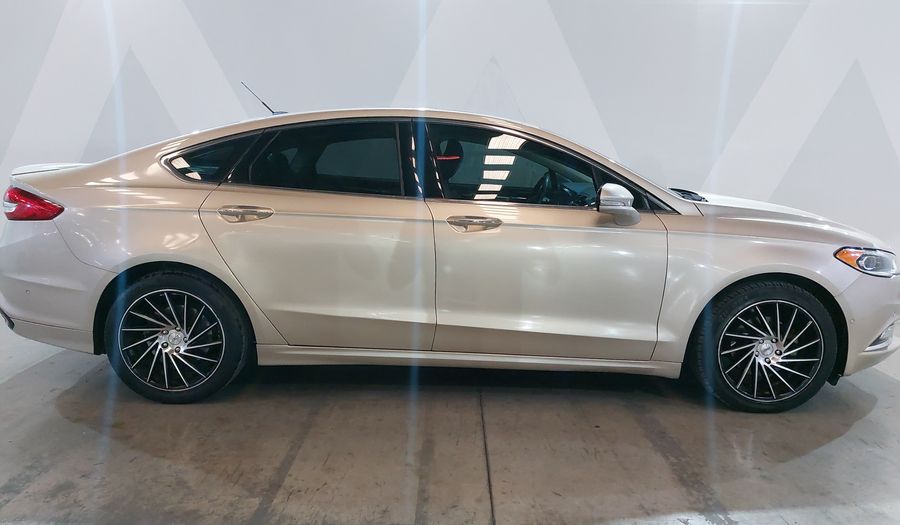 Ford Fusion 2.0 GTDI TITANIUM PLUS AT Sedan 2017