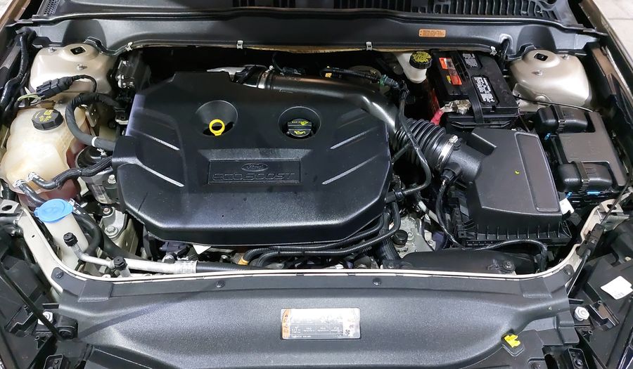 Ford Fusion 2.0 GTDI TITANIUM PLUS AT Sedan 2017